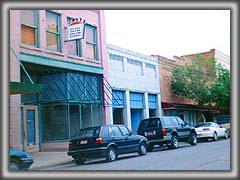 イーグルスのテイク・イット・イージーの歌詞に出てくるウィンスローの街角 - Standin' on a corner in Winslow Arizona