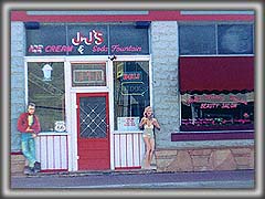 アリゾナ州ウィリアムズのアイスクリーム屋さん - Ice Cream Shop Williams Arizona