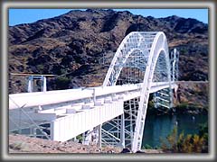 コロラド川に架かる橋 - Bridge across the Colorado River
