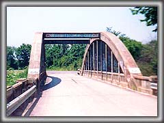 C{[J[uEubW - Rainbow Bridge Kansas